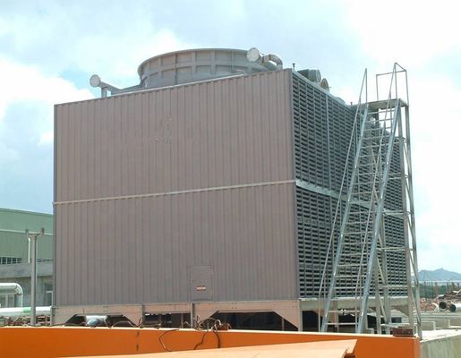 Зависит от емкости 10000 литров цинковатого железного резервуара для сбора дождевой воды